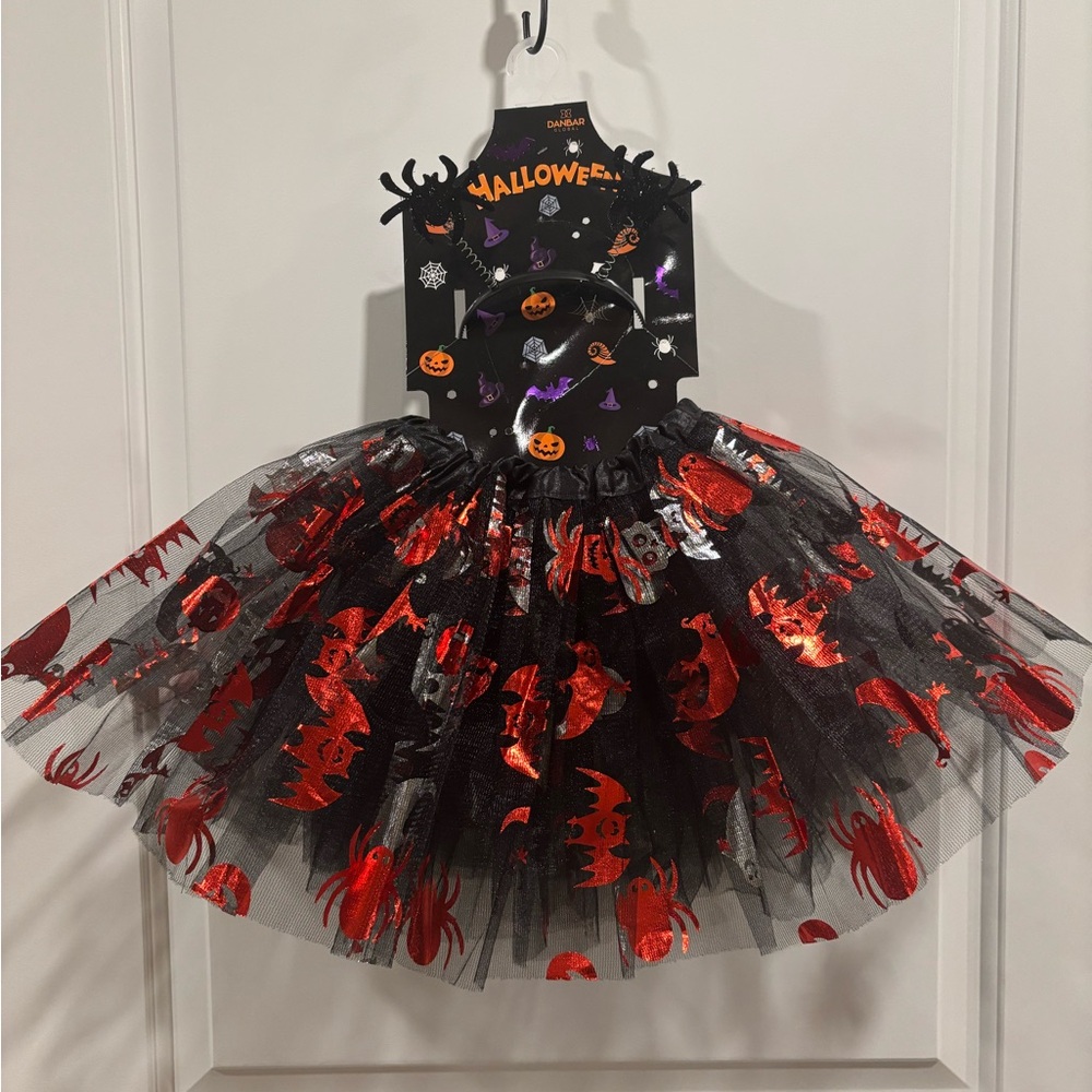 Spooky Halloween Kids Costume with Red and Black Tulle Skirt